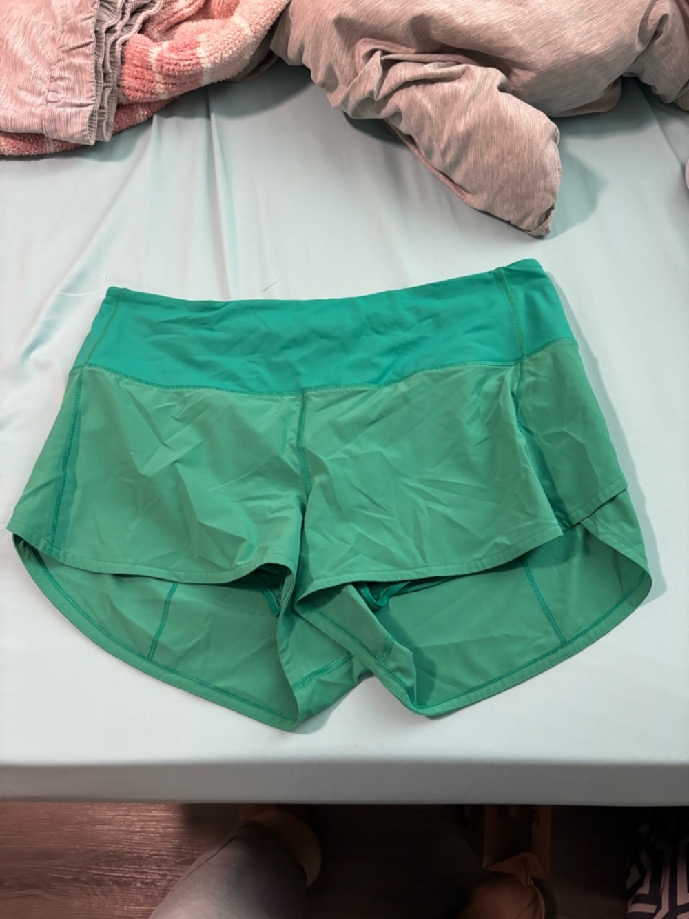 Lululemon speed up shorts